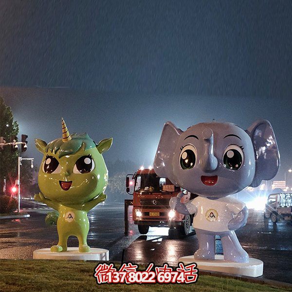 玻璃鋼吉祥物雕塑，為廣場和草地添彩