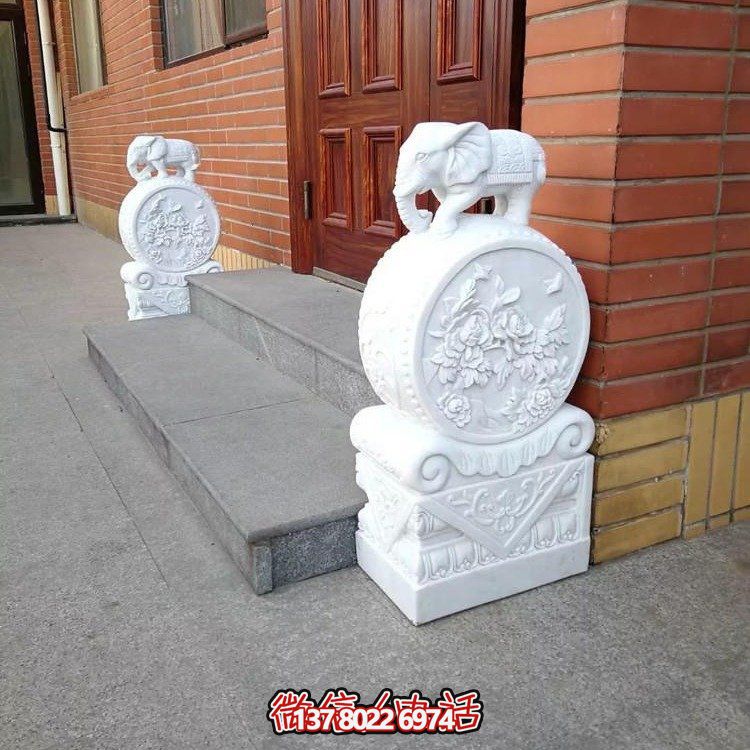 浪漫經典，精致雕刻吉祥小象抱鼓石