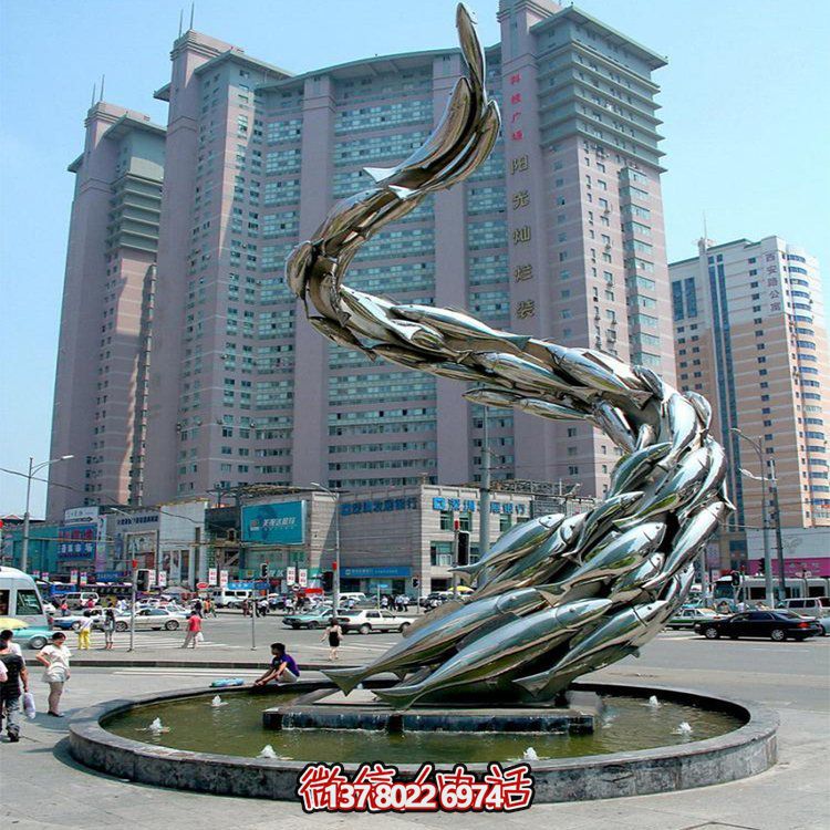 大型水景觀雕塑，螺旋游水魚群擺放
