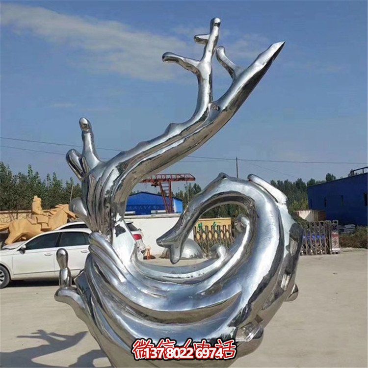 不銹鋼鏡面雕塑，為戶(hù)外廣場(chǎng)增添海浪般的浪花氣息