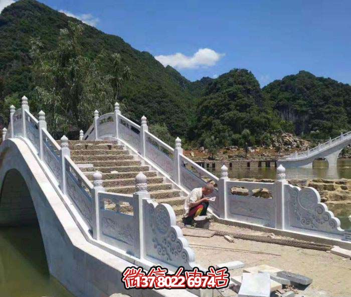 石拱橋，精美漢白玉欄桿，美景美景