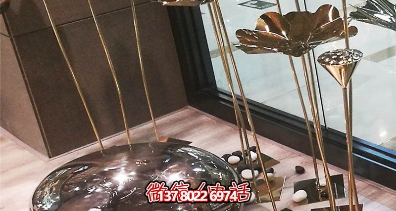室內(nèi)裝飾蓮蓬雕塑，用不銹鋼鵝卵石點(diǎn)綴