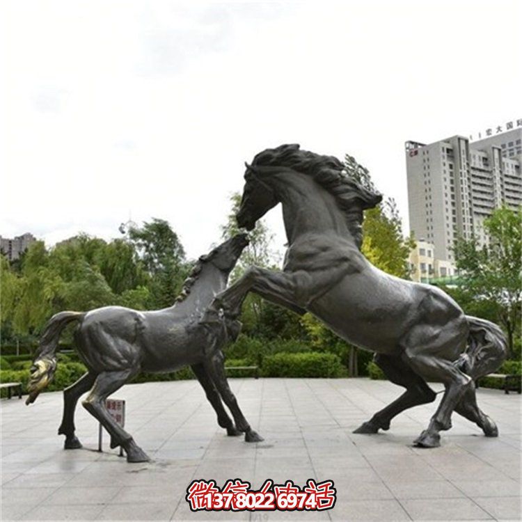 大型仿真動物駿馬不銹鋼雕塑，點綴城市廣場園林