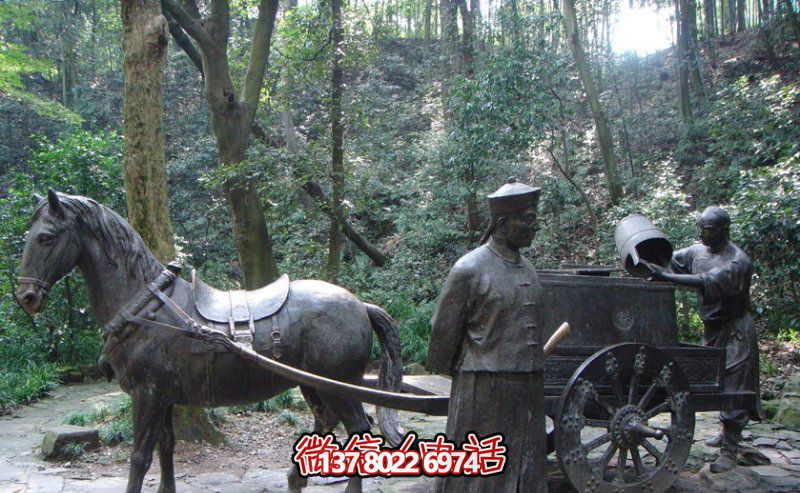 仿古青銅馬車(chē)雕塑，為景區(qū)商業(yè)街增添古典風(fēng)情