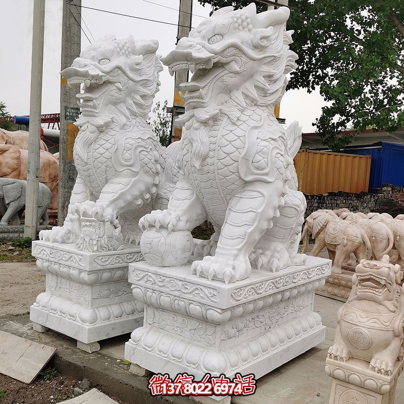 古典漢白玉大型麒麟景觀雕塑，點綴庭院、別墅神秘氣息